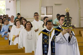 Católicos Celebram Dia de Nossa Senhora Aparecida em Ubirajara